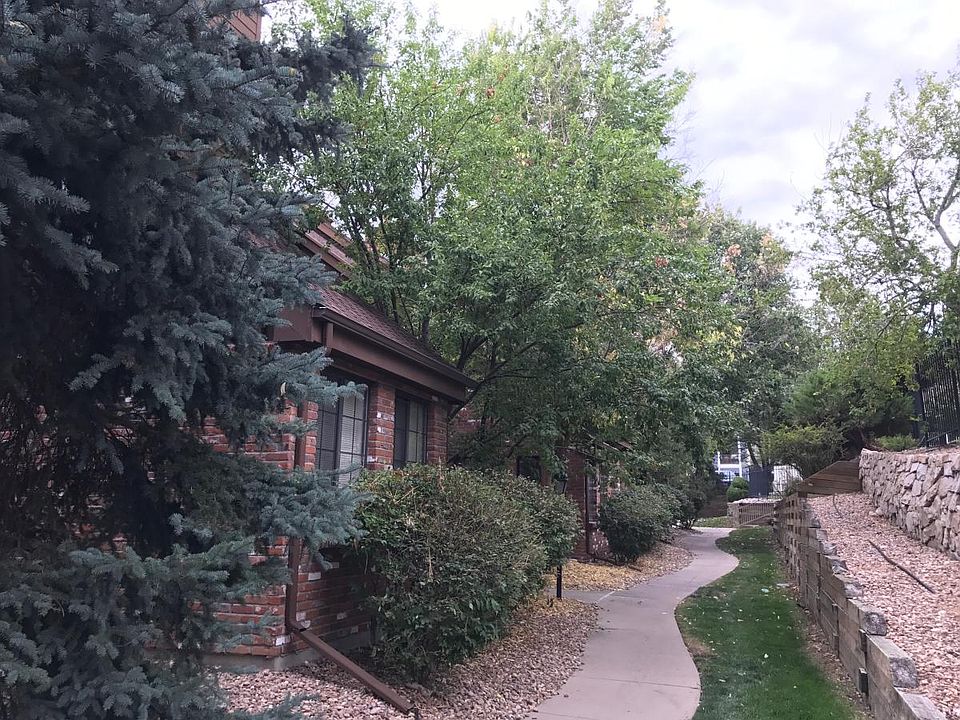 Access to back of condo