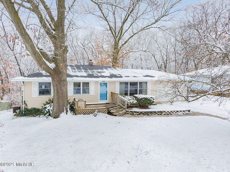 1st image of 7122 Leawood St