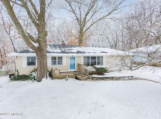 7122 Leawood St, Portage, MI 49024