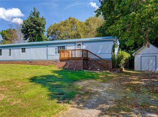 214 Brencomb Dr, Winston Salem, NC 27107