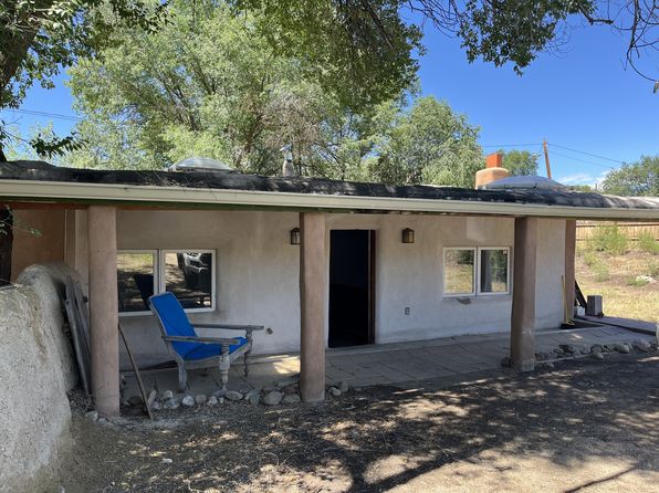 223 Ranchitos Rd