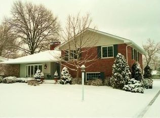 6290 Kenwood Rd, Cincinnati, OH 45243