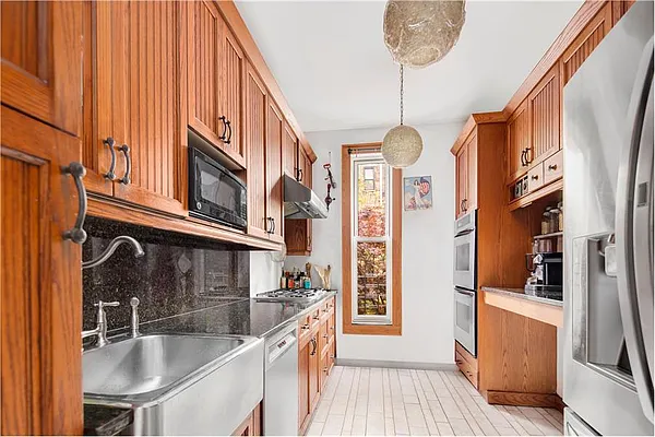 Rented by Douglas Elliman | media 5