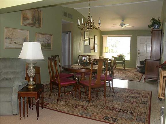 4th image of 1626 41st Ave