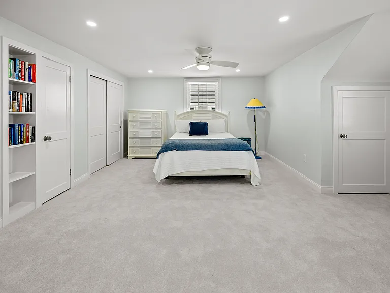 8805 Monmouth Ave — Photo 27