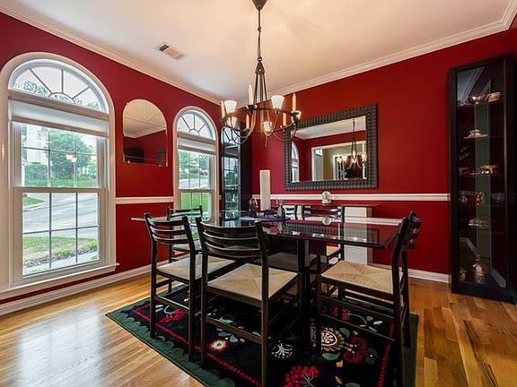 3rd image of 3643 Edenbourgh Pl