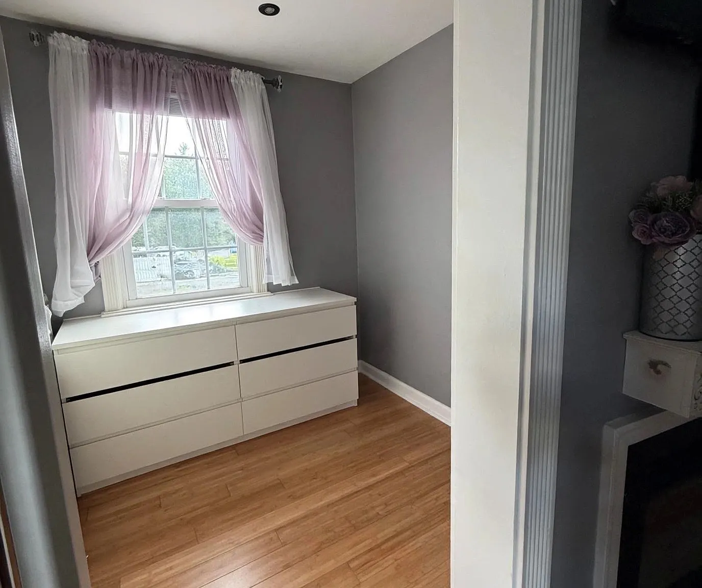3 bed, $1,250 — Photo 2