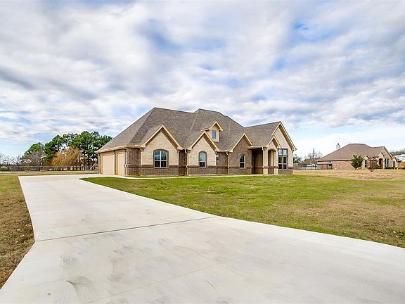 2nd image of 3501 Northcrest Dr
