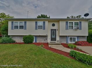 217 Ontario St, Olyphant, PA 18447