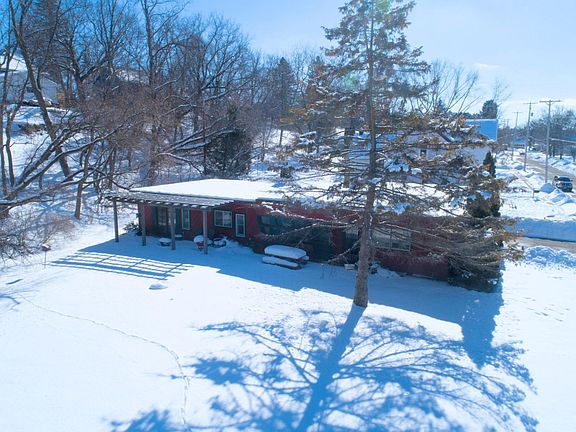 2nd image of 220 Barwig Ave