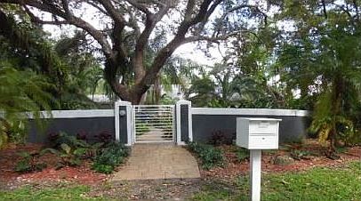 1st image of 6755 SW 74th St