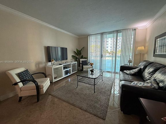 5th image of 3801 S Ocean Dr APT 2C