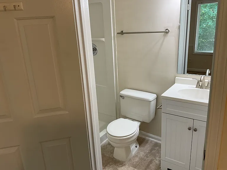 101 Luxon Pl — Photo 21