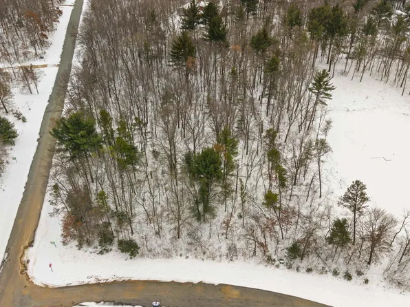 W4305 Red Pine Dr, Necedah, WI 54646