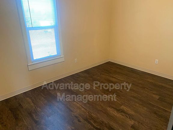 4th image of 324 Calapooia St SW APT 1