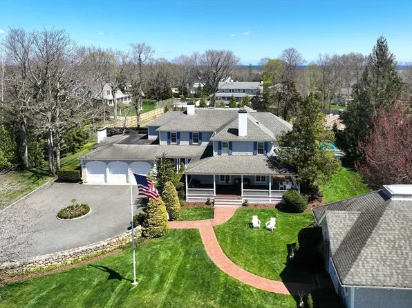 30 Crooked Ln, Duxbury, MA 02332