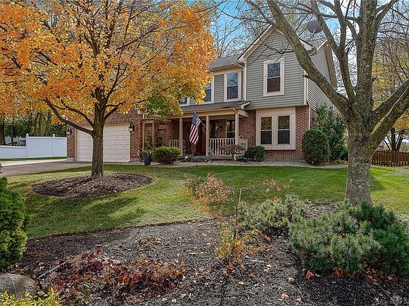 3rd image of 4133 Summerfield Dr