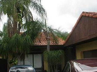 1087 NE 204th Ter, Miami, FL 33179