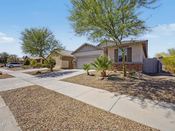 17926 W JESSIE Lane, Surprise, AZ 85387