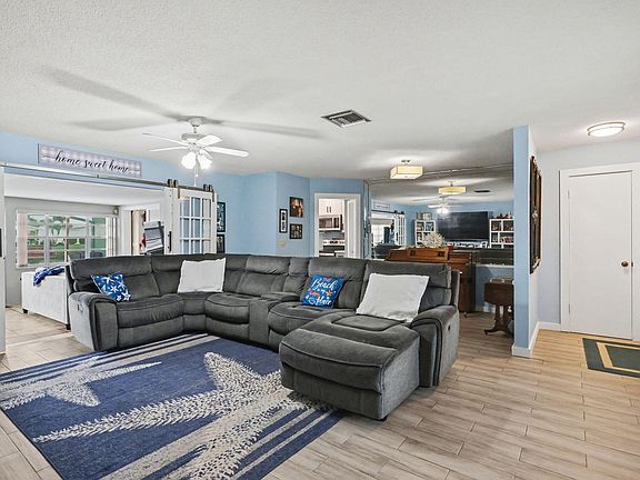 4th image of 4803 Palo Verde Drive