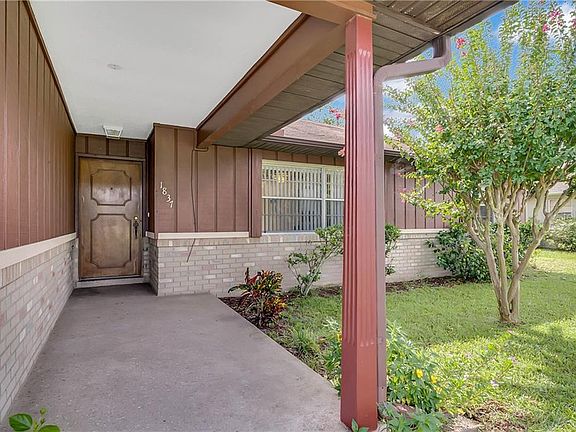3rd image of 1837 Plumtree Dr
