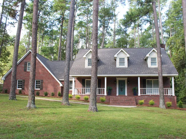 204 Shadow Wood Dr, Hattiesburg, MS 39402