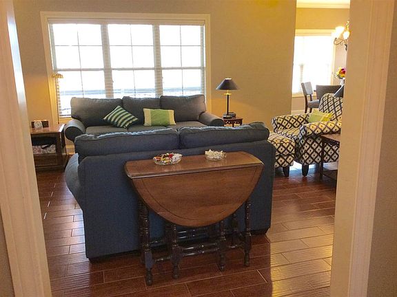 3rd image of 5036 Aberdeen Dr