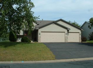 147 Bluestem Ave, Shakopee, MN 55379