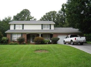 1607 Everhart Dr NW, Cleveland, TN 37311