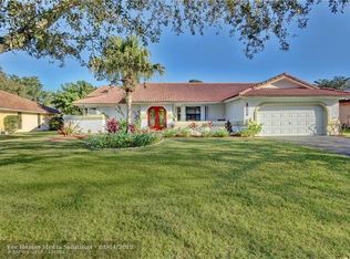 8851 NW 49th Dr, Coral Springs, FL 33067