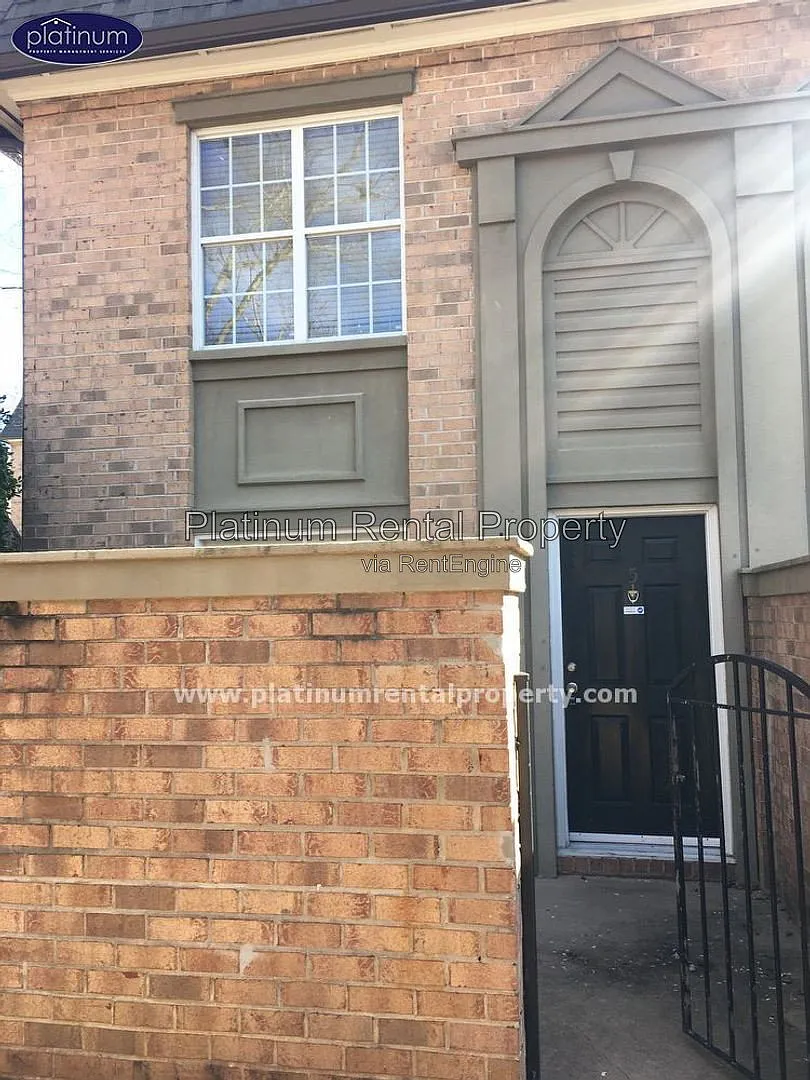 1 bed, 1.5 bath, 814 sqft, $1,395 — Photo 4