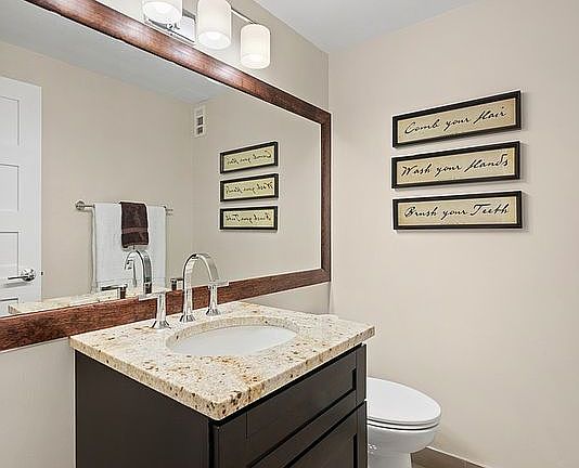 4th image of 343 E 74th St APT 8-J