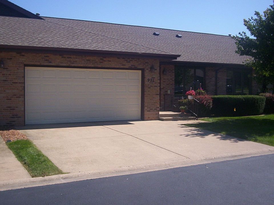 1st image of 921 Winter Park Dr