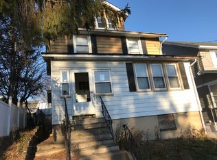 2043 Ostwood Ter, Maplewood, NJ 07040