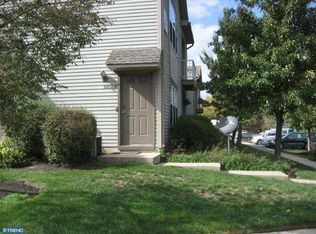 3002B Tarnbrook Dr, Mount Laurel, NJ 08054