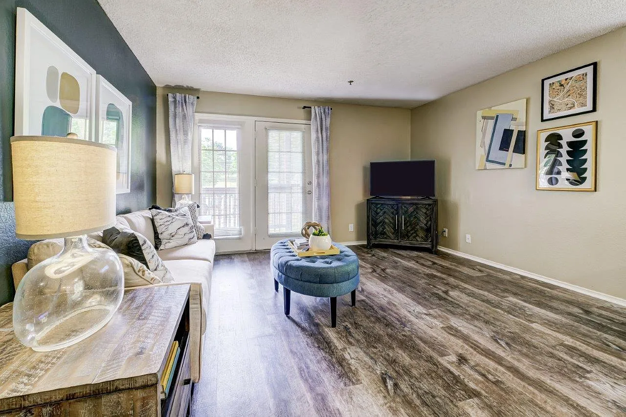 Club at North Hills Apartment Homes — Photo 4