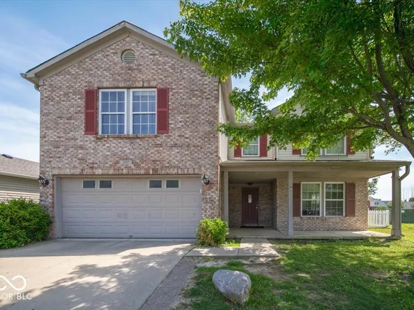2897 Sentiment Ln, Greenwood, IN 46143