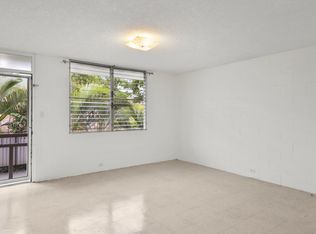 1653 Pensacola St #3, Honolulu, HI 96822