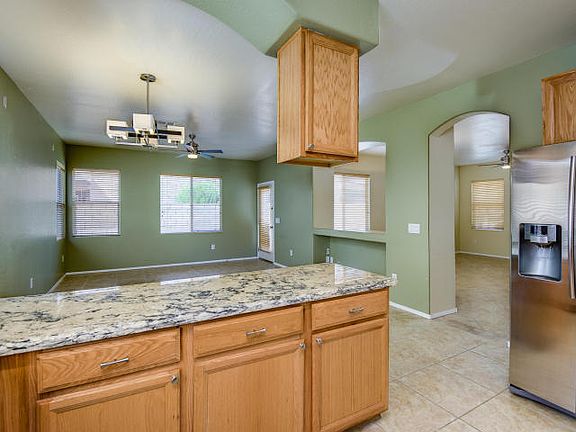 5th image of 3006 W Cavalry Dr