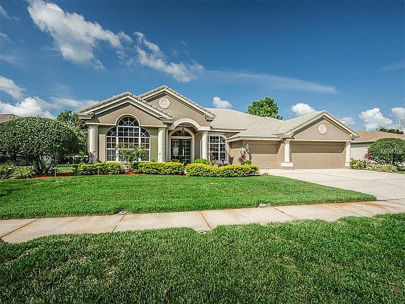1st image of 461 Waterford Cir E