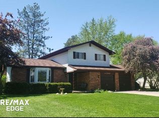 4296 Van Vleet Rd, Swartz Creek, MI 48473