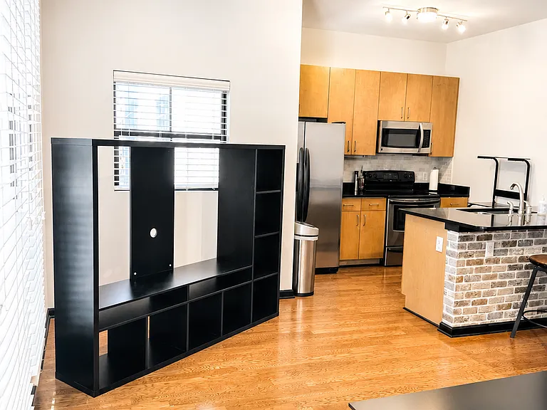 5300 Peachtree Rd #3202 — Photo 9