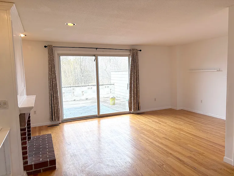 5 Winston Ct — Photo 6