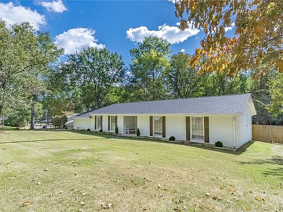 2nd image of 3209 Paddlecreek Ln