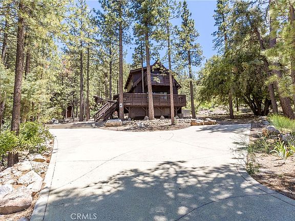 2nd image of 1600 Woodland Dr