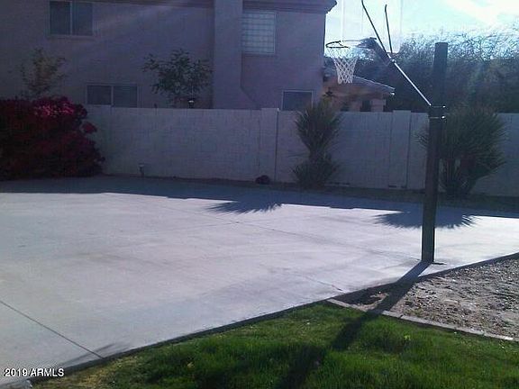 3rd image of 1413 E Goldenrod St