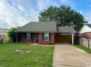 1108 E 37th St, Texarkana, AR 71854