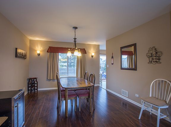 3rd image of 5528 Waterbury Pl