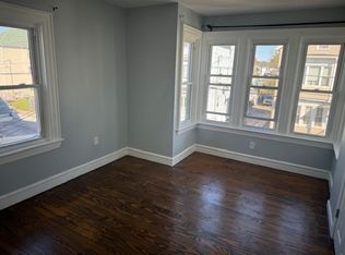 517 Palmer St #3, Fall River, MA 02721