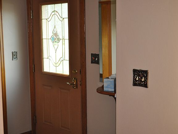 Front tiled foyer